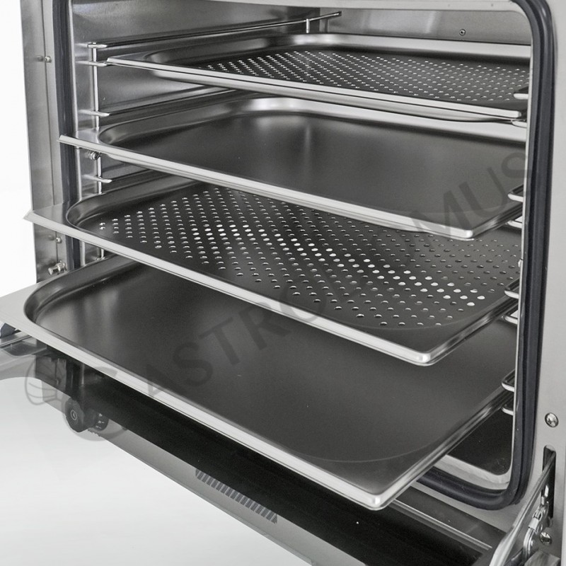 Forno elettrico a convezione, porta ribalta, comandi meccanici, 4 teglie GN1/1, potenza 2,67 kw