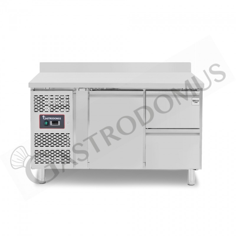 Tavolo Refrigerato 2 cassetti 1 porta 700 mm -2°C/+8°C alzatina Motore a sinistra Tavolo Refrigerato 2 cassetti 1 porta 700 mm -2°C/+8°C alzatina Motore a sinistra