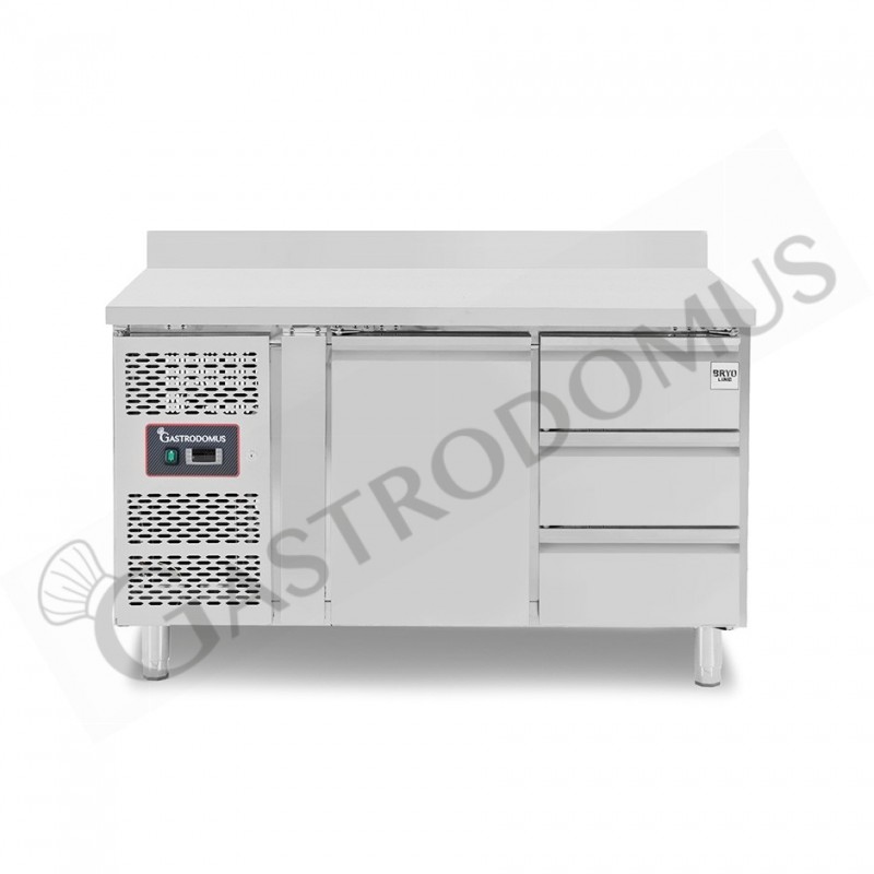 Tavolo Refrigerato 3 cassetti 1 porta 700 mm -2°C/+8°C alzatina motore a sinistra Tavolo Refrigerato 3 cassetti 1 porta 700 mm -2°C/+8°C alzatina motore a sinistra