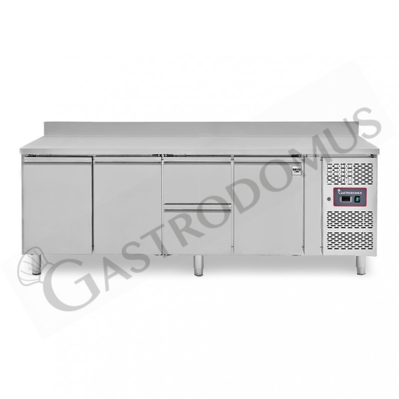 Tavolo Refrigerato 2 cassetti 3 porte 700 mm -2°C/+8°C alzatina per Gastronomia Tavolo Refrigerato 2 cassetti 3 porte 700 mm -2°C/+8°C alzatina per Gastronomia