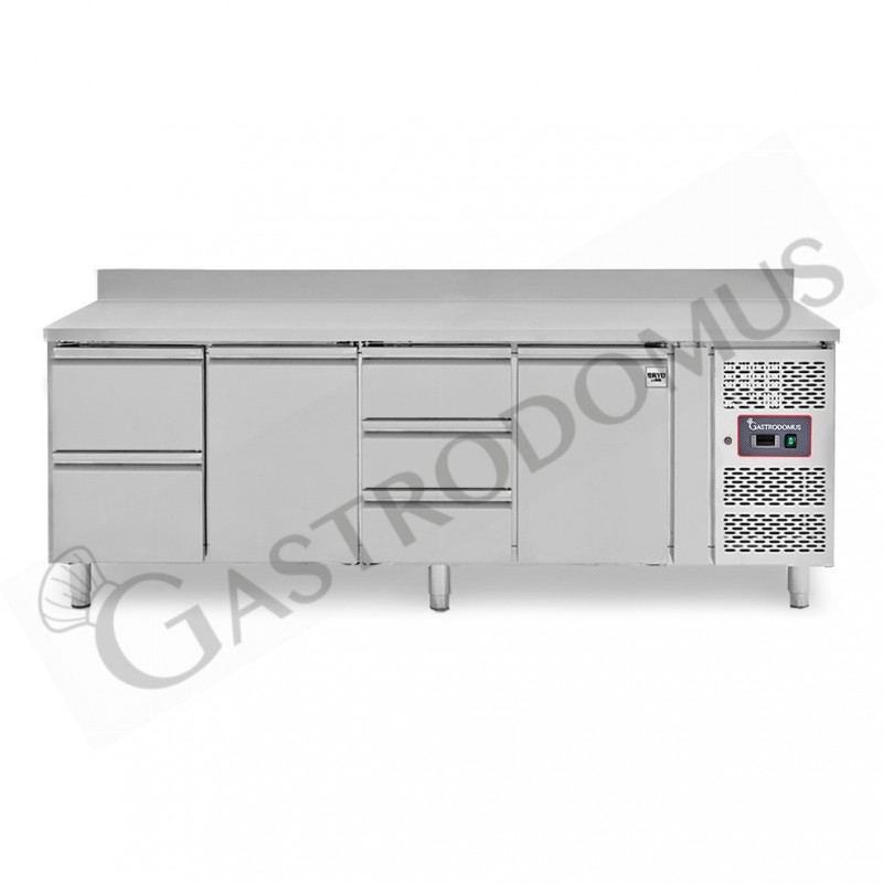 Tavolo Refrigerato 5 cassetti 2 porte 700 mm -2°C/+8°C alzatina per Gastronomia Tavolo Refrigerato 5 cassetti 2 porte 700 mm -2°C/+8°C alzatina per Gastronomia