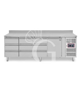 Tavolo Refrigerato 9 cassetti 1 porta 700 mm -2°C/+8°C alzatina