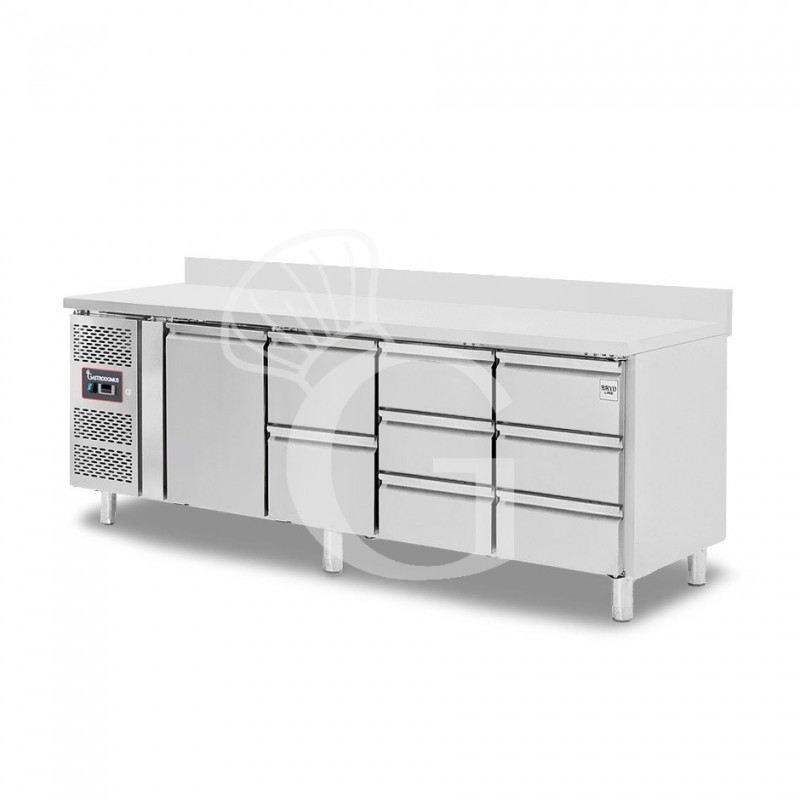 Tavolo Refrigerato 8 cassetti 1 porta 700 mm -2°C/+8°C alzatina, motore sinistra