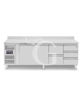 Tavolo refrigerato 5 cassetti 2 porte 700 mm -2°C/+8°C alzatina, motore a sinistra