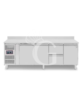 Tavolo Refrigerato 2 cassetti 3 porte 700 mm -2°C/+8°C alzatina, motore a sinistra