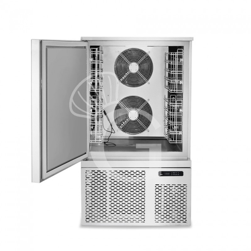 Abbattitore digitale Trifase in acciaio inox per 10 teglie/griglie GN 1/1 o 600 x 400 mm , -18°/0°C, con ruote montate