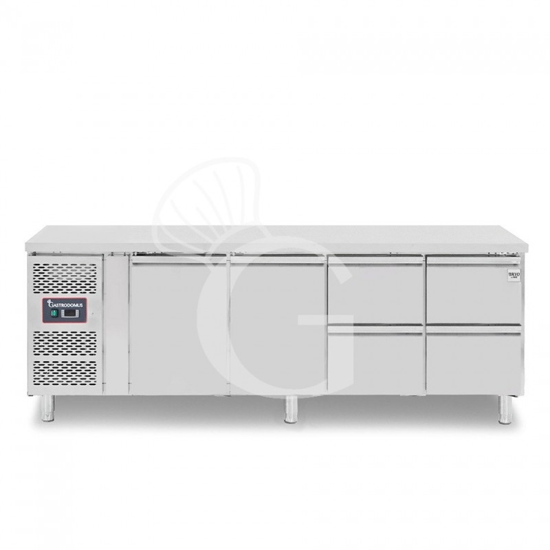 Tavolo refrigerato 4 cassetti 2 porte 700 mm -2°C/+8°C, motore a sinistra Tavolo refrigerato 4 cassetti 2 porte 700 mm -2°C/+8°C, motore a sinistra