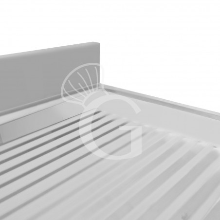 Lavello inox armadiato con porte scorrevoli,1 vasca,gocciolatoio a destra,alzatina,L1400xP700xH965mm-con foro rubinetto Ø 32 mm Lavello inox armadiato con porte scorrevoli,1 vasca,gocciolatoio a destra,alzatina,L1400xP700xH965mm-con foro rubinetto Ø 32 mm