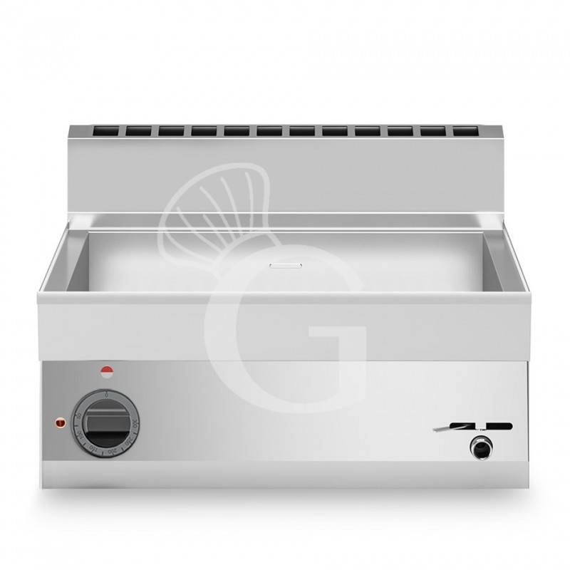 Bagnomaria elettrico da banco predisposto per bacinelle GN h 150 mm L 700 mm x P 650 mm Bagnomaria elettrico da banco predisposto per bacinelle GN h 150 mm L 700 mm x P 650 mm