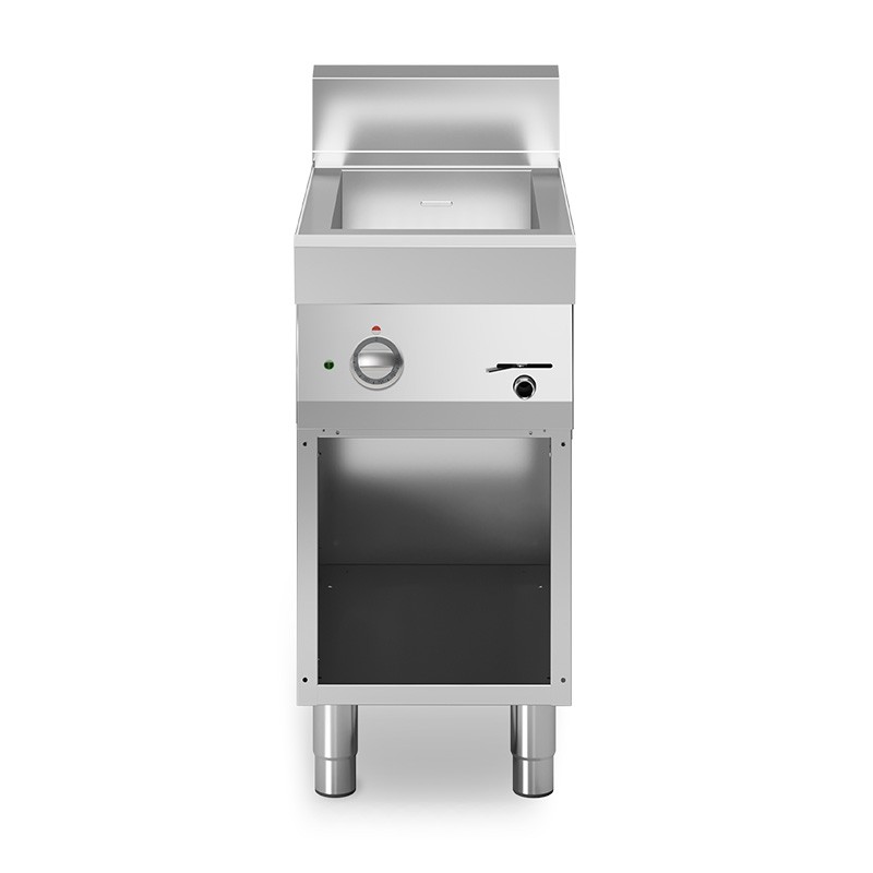 Bagnomaria elettrico su mobile aperto predisposto per bacinelle GN h 150 mm L 400 mm x P 700 mm
