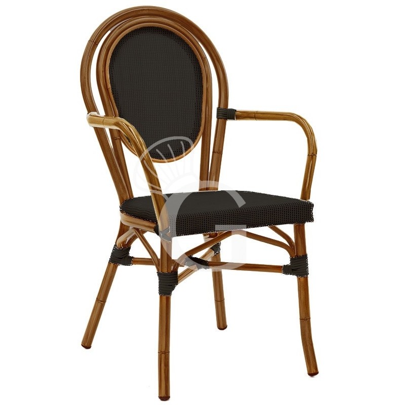 Poltroncina con struttura in alluminio, seduta e schienale in textylene Poltroncina con struttura in alluminio, seduta e schienale in textylene