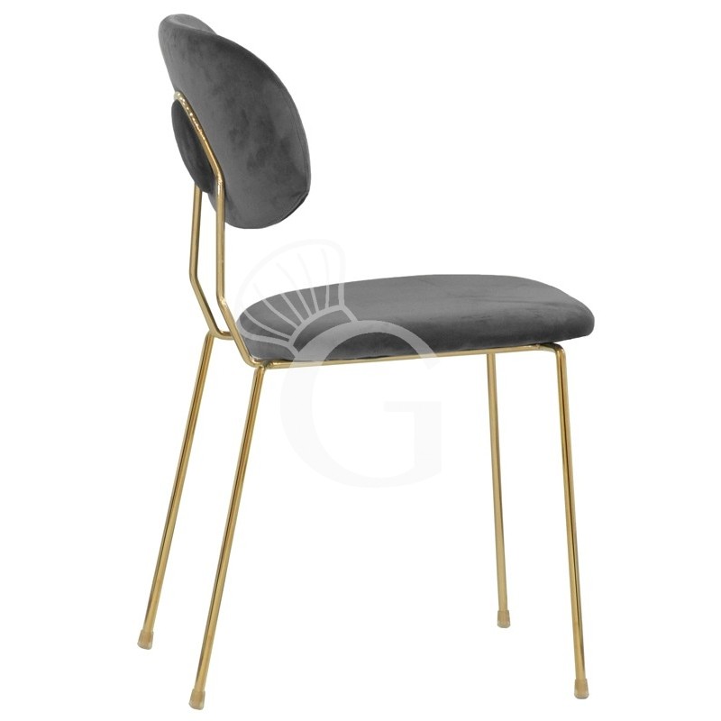 Sedia con struttura in metallo ottonato e rivestimento in velluto