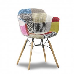 Poltroncina con struttura in legno e metallo, rivestimento in tessuto