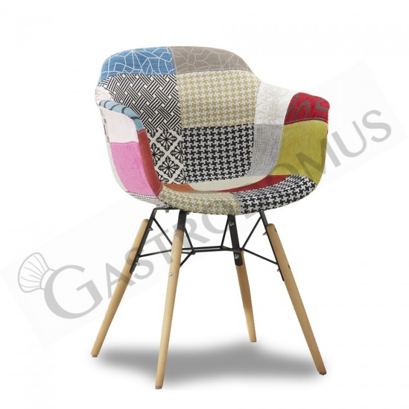 Poltroncina con struttura in legno e metallo, rivestimento in tessuto Poltroncina con struttura in legno e metallo, rivestimento in tessuto