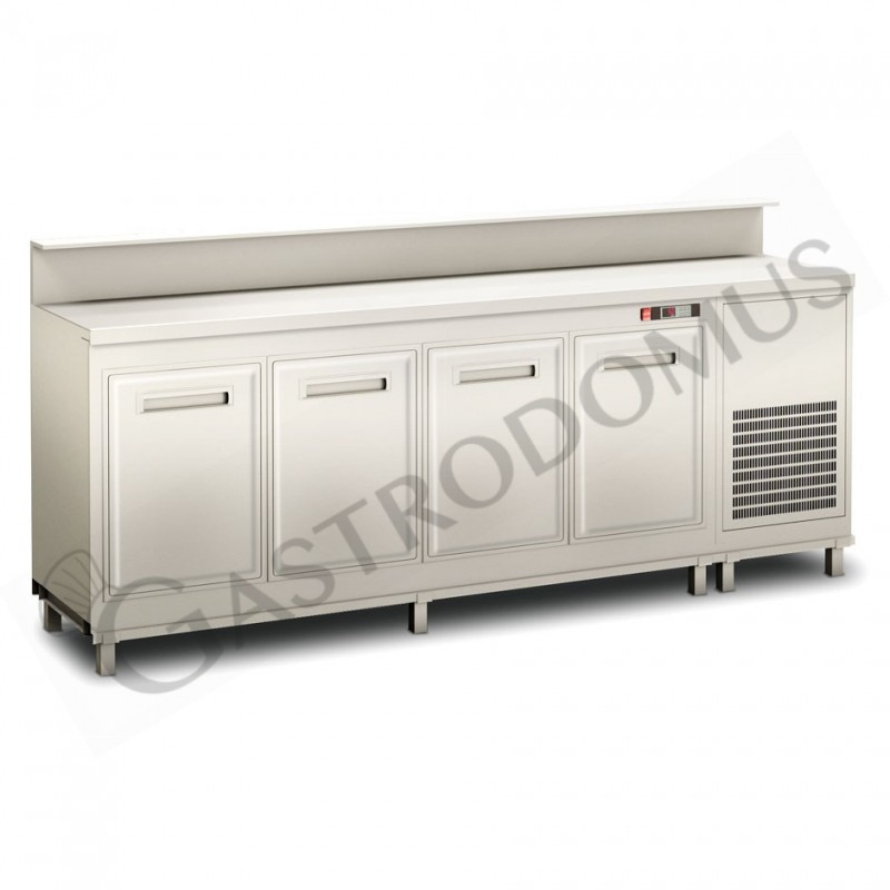 Banco bar refrigerato con motore incorporato, temperatura +4°C/+8°C, L 2500 mm x P 670 mm x H 920 mm Banco bar refrigerato con motore incorporato, temperatura +4°C/+8°C, L 2500 mm x P 670 mm x H 920 mm
