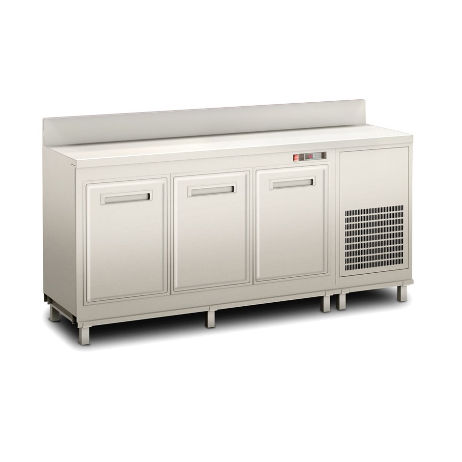 Retrobanco bar refrigerato con motore incorporato e alzatina, temperatura +4°C/+8°C, L 2000 x P 680 x H 1119 mm
