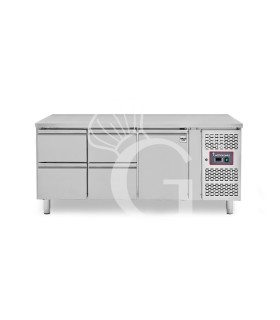 Tavolo Refrigerato 4 cassetti 1 porta 700 mm -2°C/+8°C per Gastronomia
