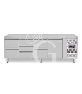 Tavolo Refrigerato 7 cassetti + 1 porta, P 700 mm, -2°C/+8°C, alzatina, motore a sinistra