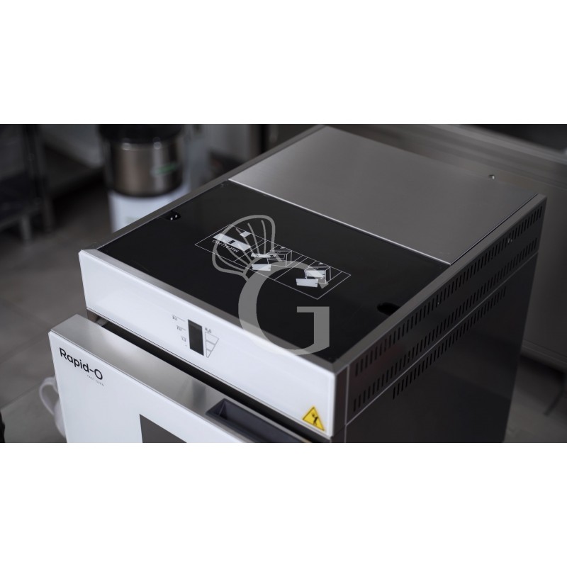 Forno rapido elettrico a convezione combinato vapore, porta bandiera, comandi touch screen, monofase