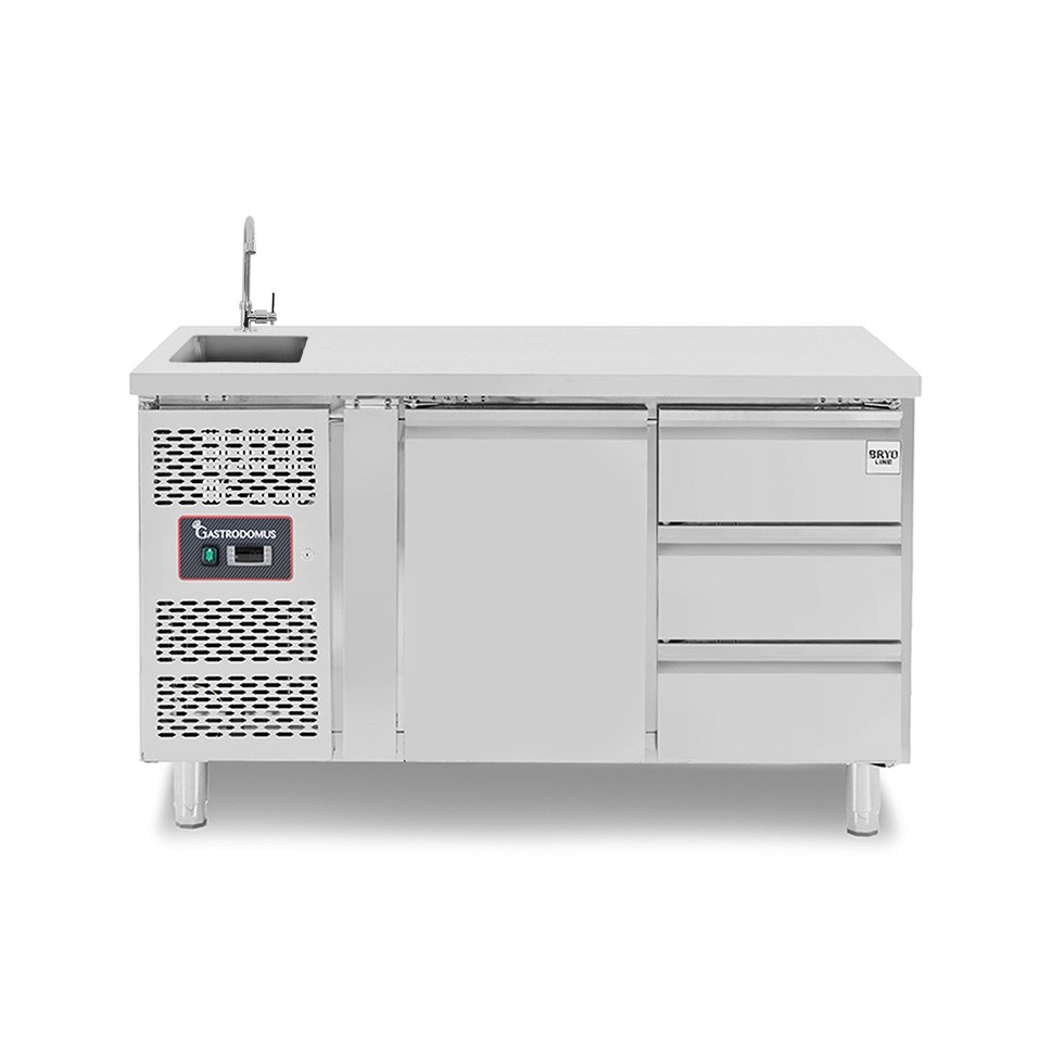 Tavolo refrigerato 3 cassetti 1 porta con lavello, motore a sinistra Prof. 700 mm, temp. +2°C/+8°C, completo di rubinetto