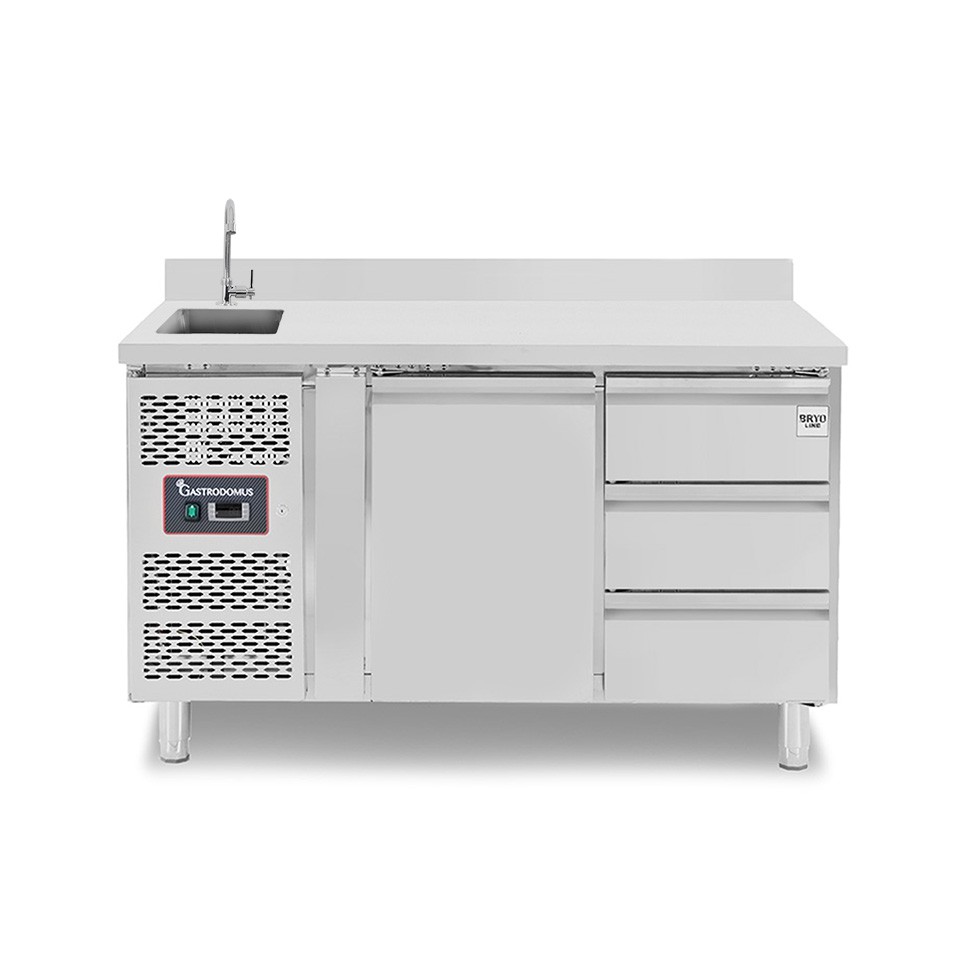 Tavolo refrigerato 3 cassetti 1 porta con lavello e alzatina,motore a sinistra Prof. 700 mm, temp. +2°C/+8°C, con rubinetto