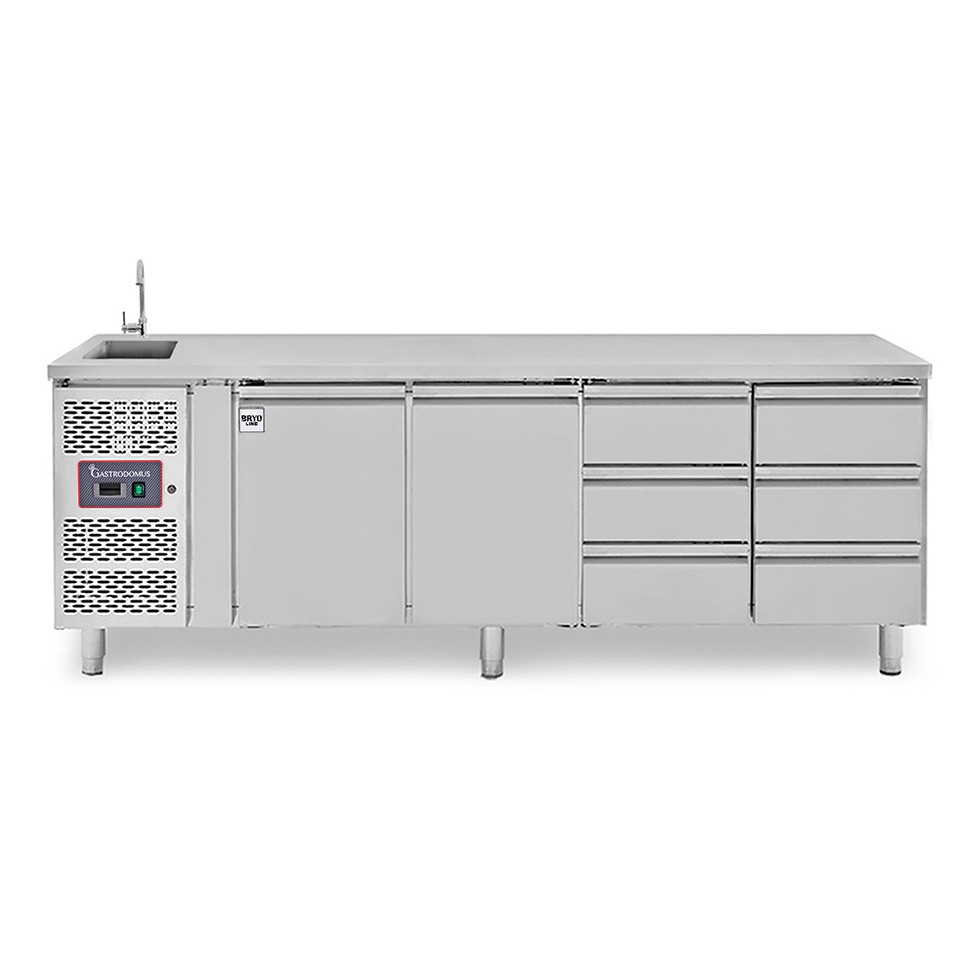 Tavolo refrigerato 6 cassetti 2 porte con lavello,motore a sinistra Prof. 700 mm, temp. +2°C/+8°C, completo di rubinetto