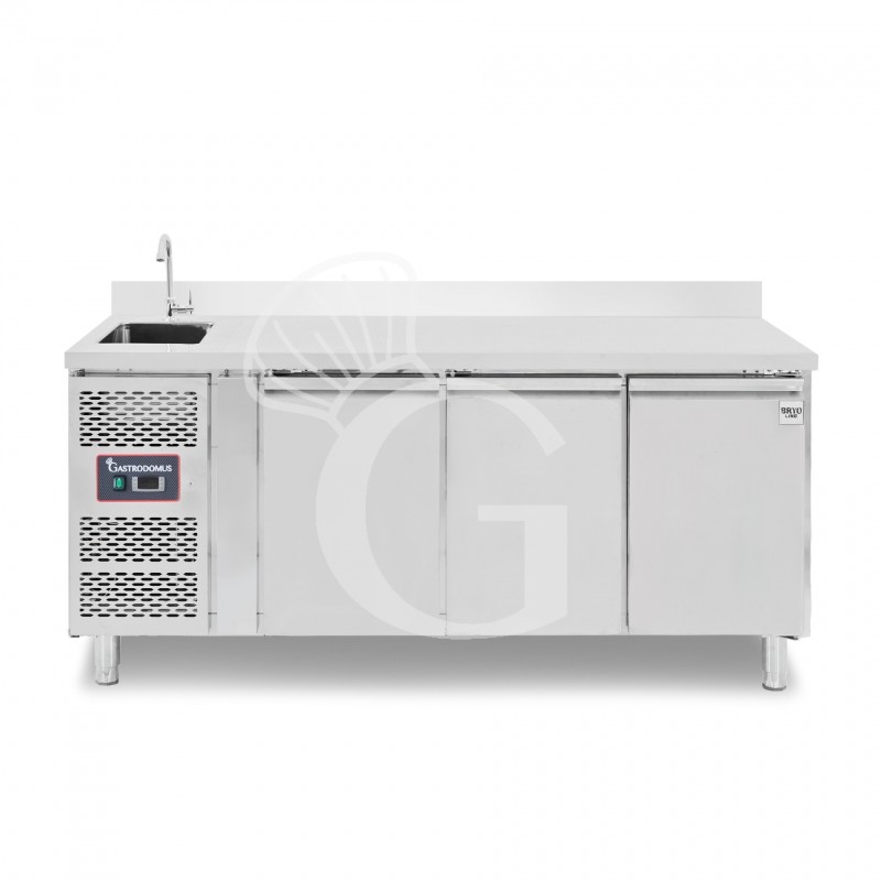 Tavolo refrigerato 3 porte con lavello e alzatina, motore a sinistra, P 700 mm, temp +2°C/+8°C, completo di rubinetto