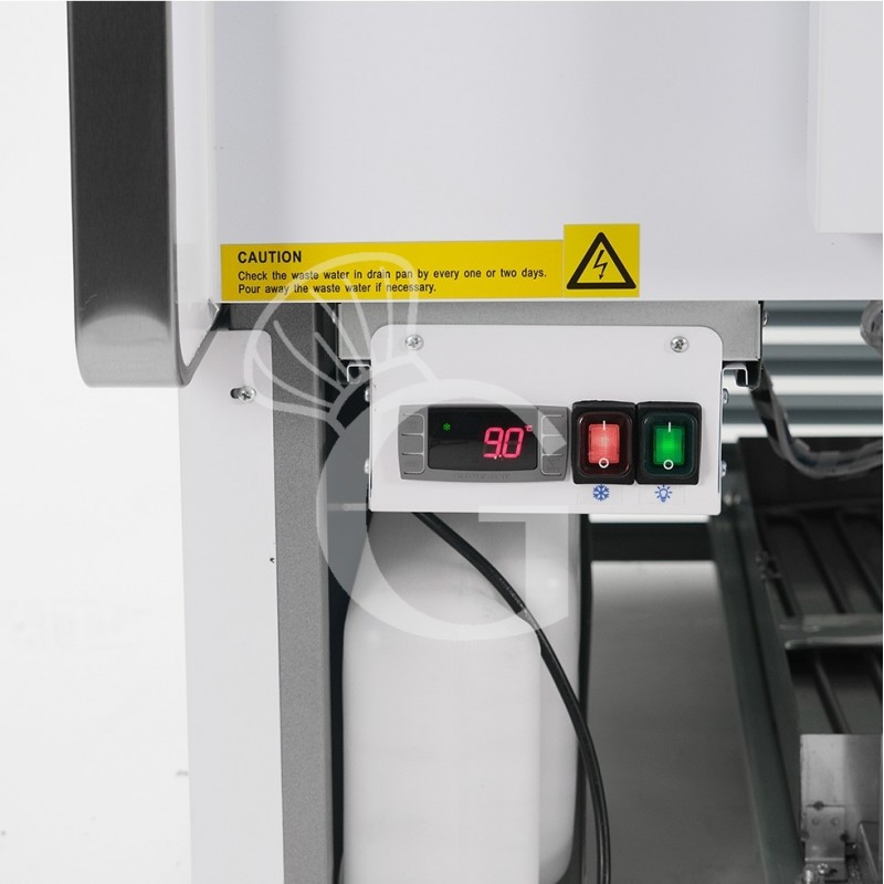 Banco refrigerato ventilato vetro dritto, 0°/+5°C, L 2585 mm, completo di luce, vetro intermedio e plexiglass posteriori