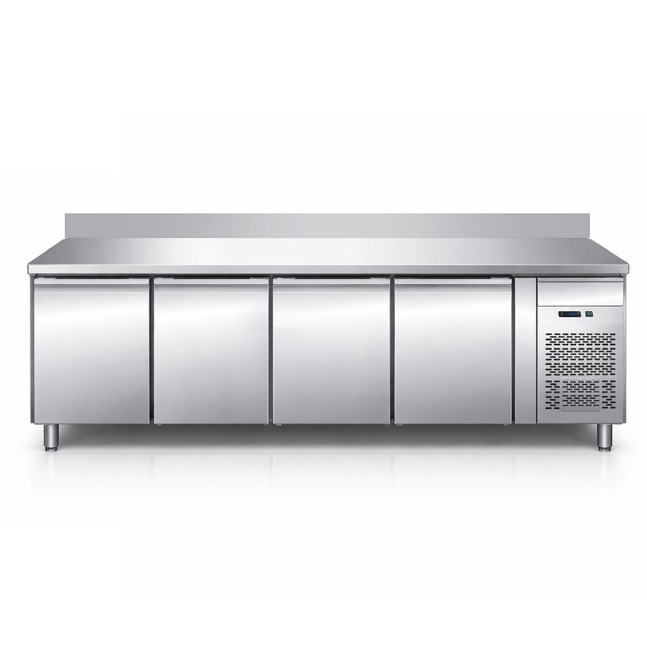 Tavolo refrigerato con 3 porte,con alzatina,cassetto sopra al motore, profondità 600 mm e temp. -2°C/+8°C - Classe energetica B