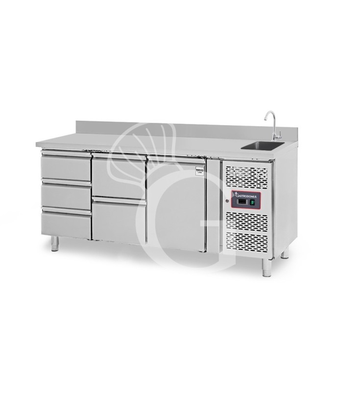 Tavolo refrigerato 5 cassetti 3+2 sinistra, 1 porta, lavello, rubinetto e alzatina, P 700 mm, +2°C/+8°C