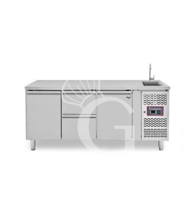 Tavolo refrigerato 2 cassetti centrali, 2 porte, lavello e rubinetto, P 700 mm, +2°C/+8°C