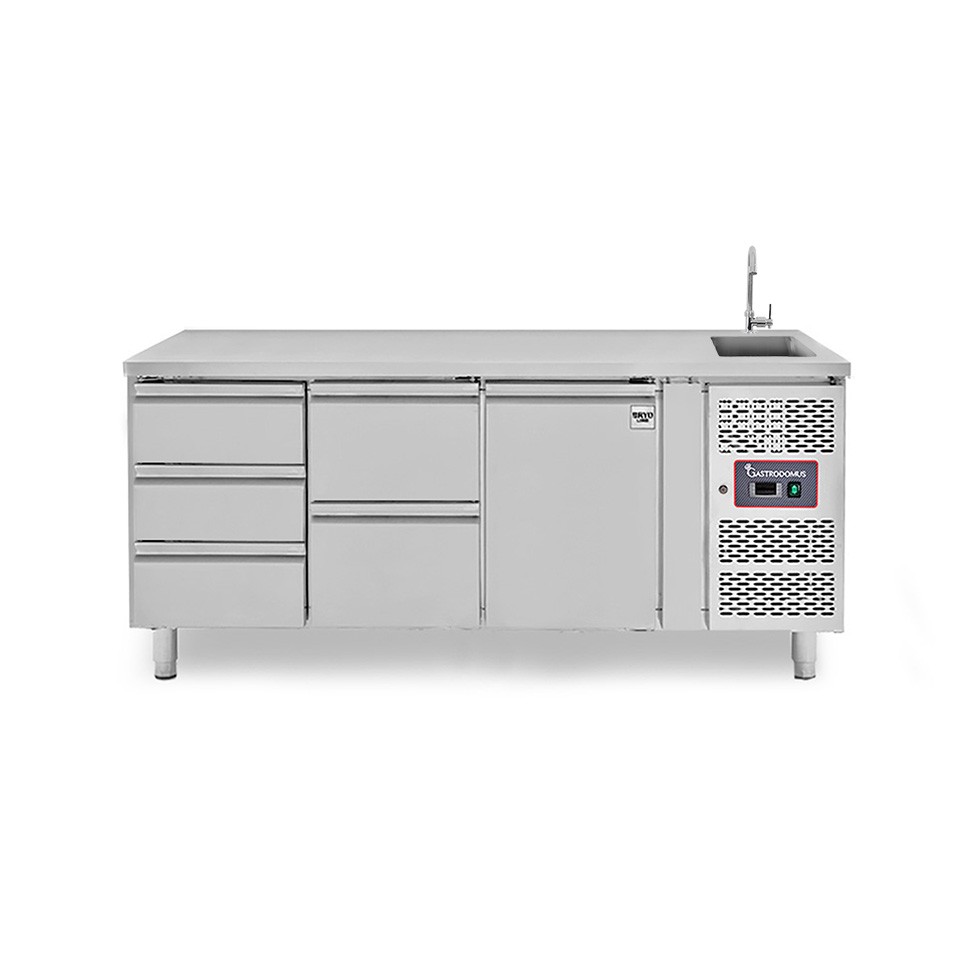 Tavolo refrigerato 5 cassetti 3+2 sinistra, 1 porta, lavello, rubinetto, P 700 mm, +2°C/+8°C