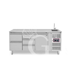Tavolo refrigerato 5 cassetti 2+3 sinistra, 1 porta, lavello, rubinetto, P 700 mm, +2°C/+8°C