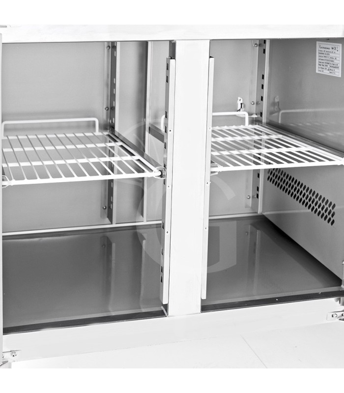 Tavolo refrigerato 3 cassetti centrale sinistro,3 porte, lavello e rubinetto, motore a sinistra, P 700 mm, +2°C/+8°C