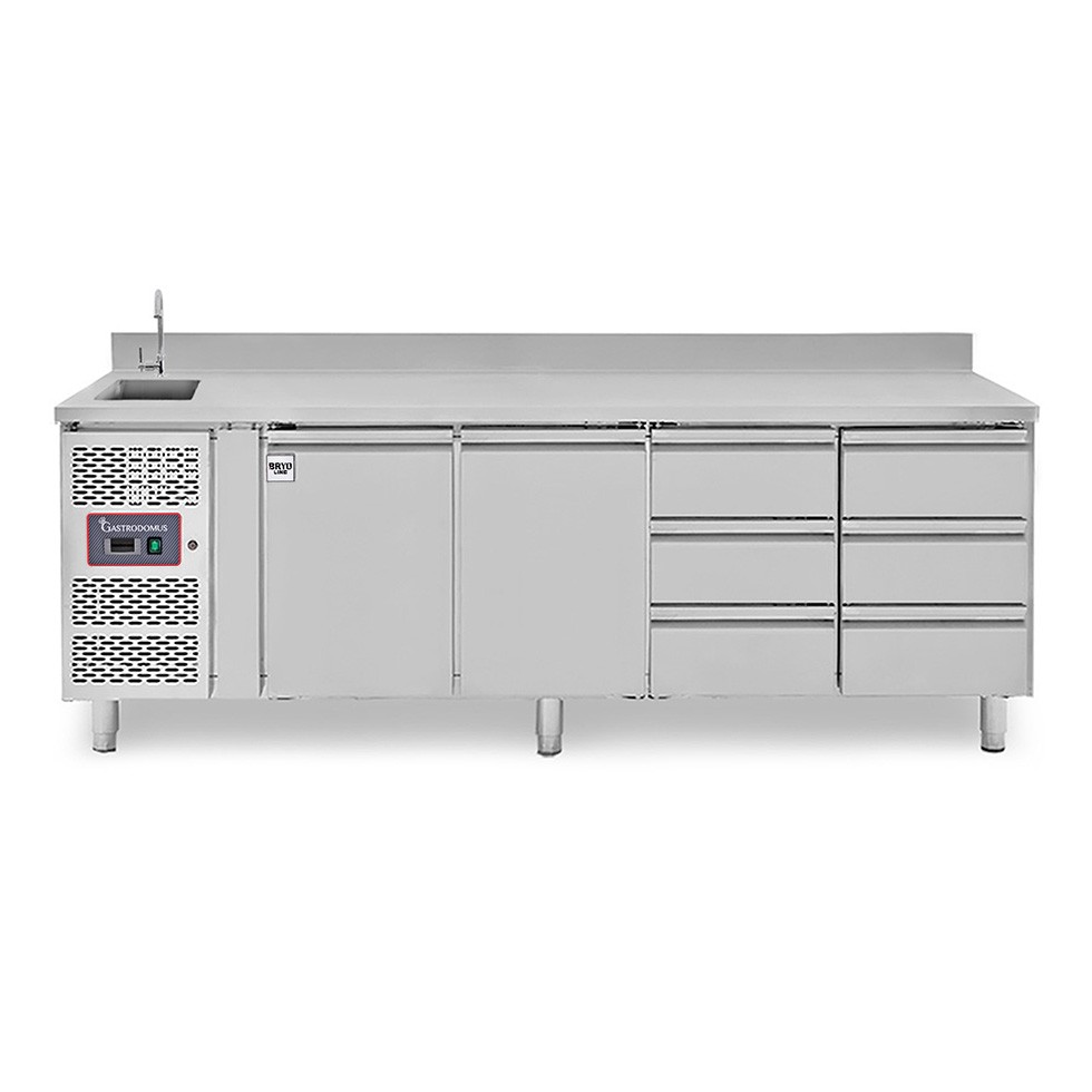 Tavolo refrigerato 6 cassetti a destra, 2 porte, lavello, rubinetto, alzatina, motore a sinistra, P 700 mm, +2°C/+8°C