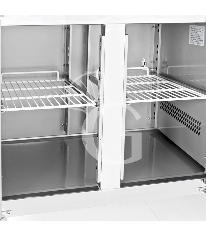 Tavolo refrigerato 2 cassetti centrale sinistro, 3 porte, lavello, rubinetto e alzatina, motore a sinistra P 700 mm, +2°C/+8°C