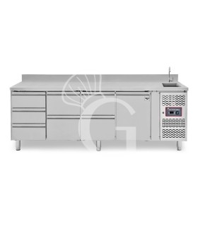 Tavolo refrigerato 1 porta, 7 cassetti, lavello, rubinetto, alzatina, P 700 mm, +2°C/+8°C