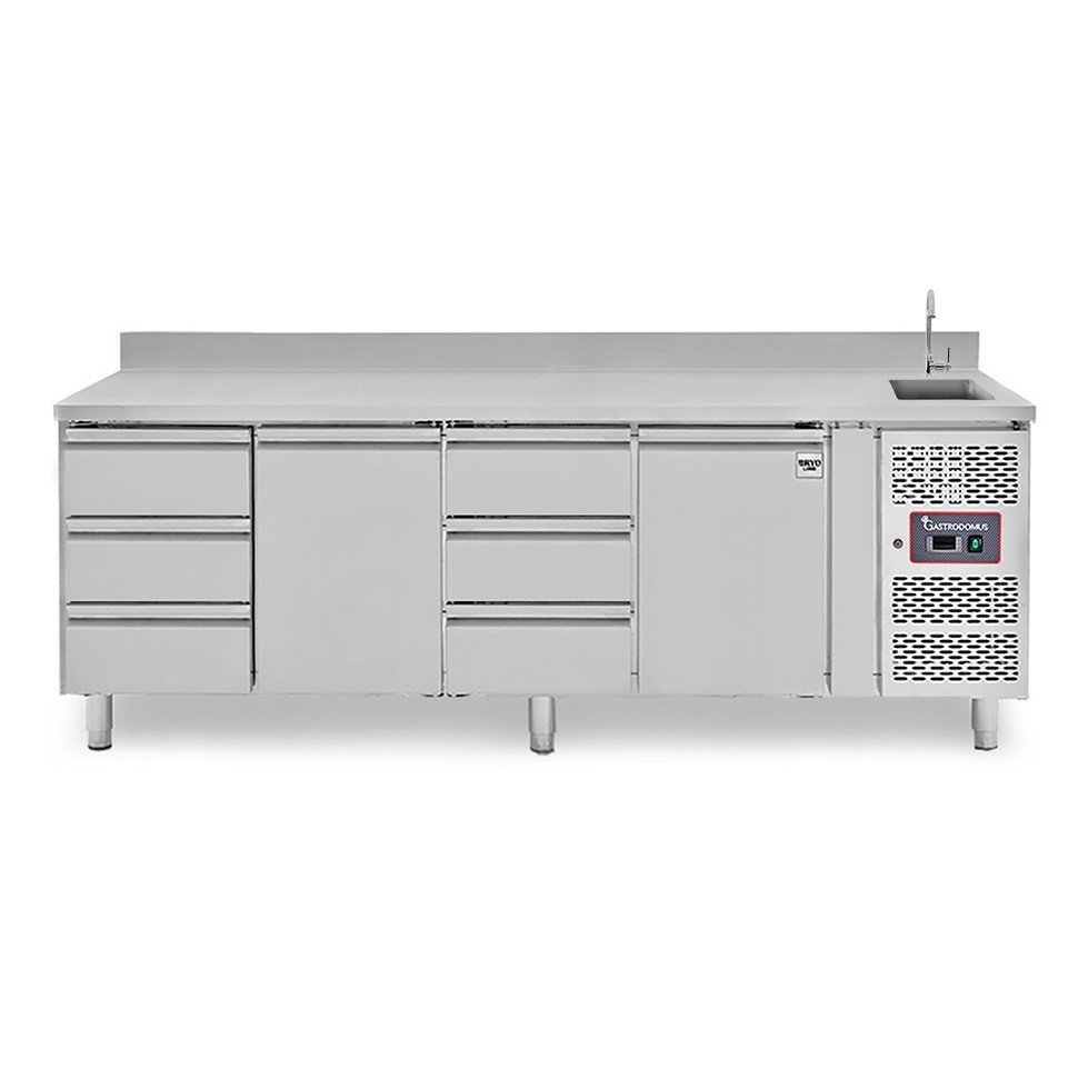 Tavolo refrigerato 6 cassetti + 2 porte alternati, lavello, rubinetto, alzatina, P 700 mm, +2°C/+8°C