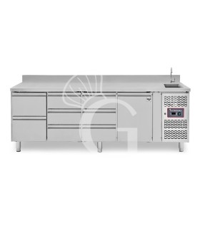 Tavolo refrigerato, 1 porta, 8 cassetti, lavello, rubinetto, alzatina, P 700 mm, +2°C/+8°C
