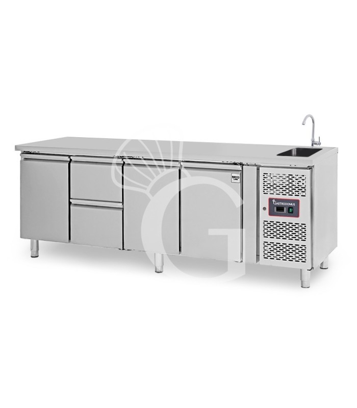 Tavolo refrigerato 2 cassetti centrale sinistro, 3 porte, lavello e rubinetto, P 700 mm, +2°C/+8°C