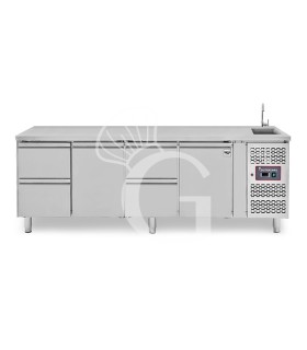 Tavolo refrigerato 4 cassetti, 2 porte, lavello, rubinetto, P 700 mm, +2°C/+8°C
