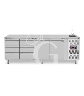 Tavolo refrigerato 6 cassetti 2 porte con lavello, Prof. 700 mm, temp. +2°C/+8°C, completo di rubinetto