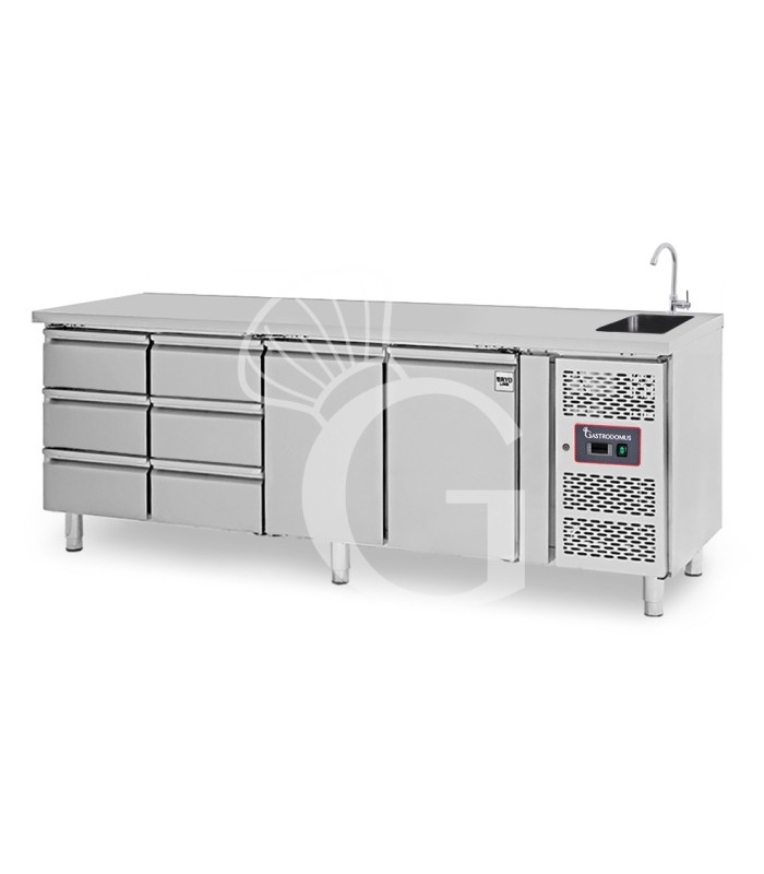 Tavolo refrigerato 6 cassetti 2 porte con lavello, Prof. 700 mm, temp. +2°C/+8°C, completo di rubinetto
