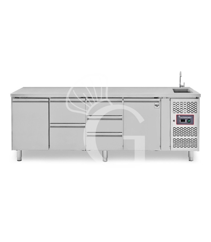 Tavolo refrigerato 5 cassetti 2+3 centrali, 2 porte, lavello, rubinetto, P 700 mm, +2°C/+8°C