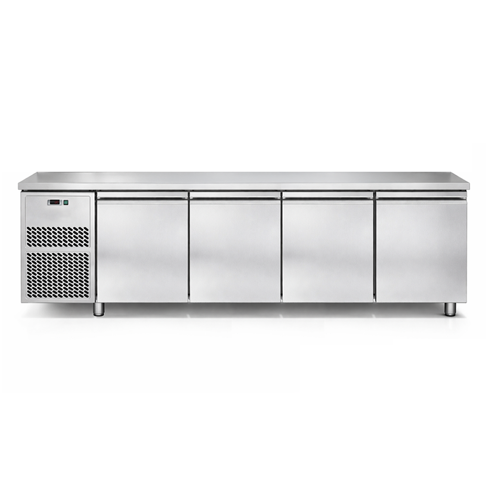 Tavolo Refrigerato 4 porte Prof. 700 0°C/+10°C motore a sinistra classe energetica A