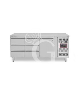 Tavolo Refrigerato 3 cassetti 2 porte -18°C/-22°C - Prof. 700 mm