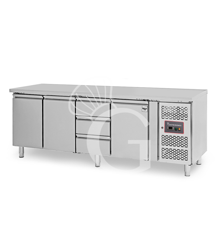 Tavolo Refrigerato 3 cassetti centrali e 3 porte -18°C/-22°C - Prof. 700 mm