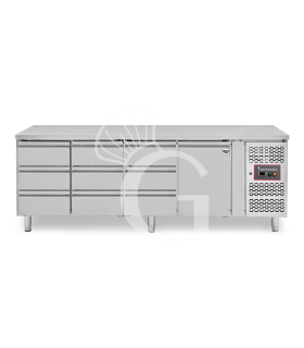 Tavolo Refrigerato 9 cassetti e 1 porta -18°C/-22°C - Prof. 700 mm