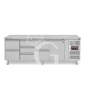 Tavolo Refrigerato 7 cassetti + 1 porta -18°C/-22°C - Prof. 700 mm