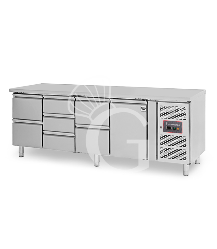Tavolo Refrigerato 7 cassetti + 1 porta -18°C/-22°C - Prof. 700 mm